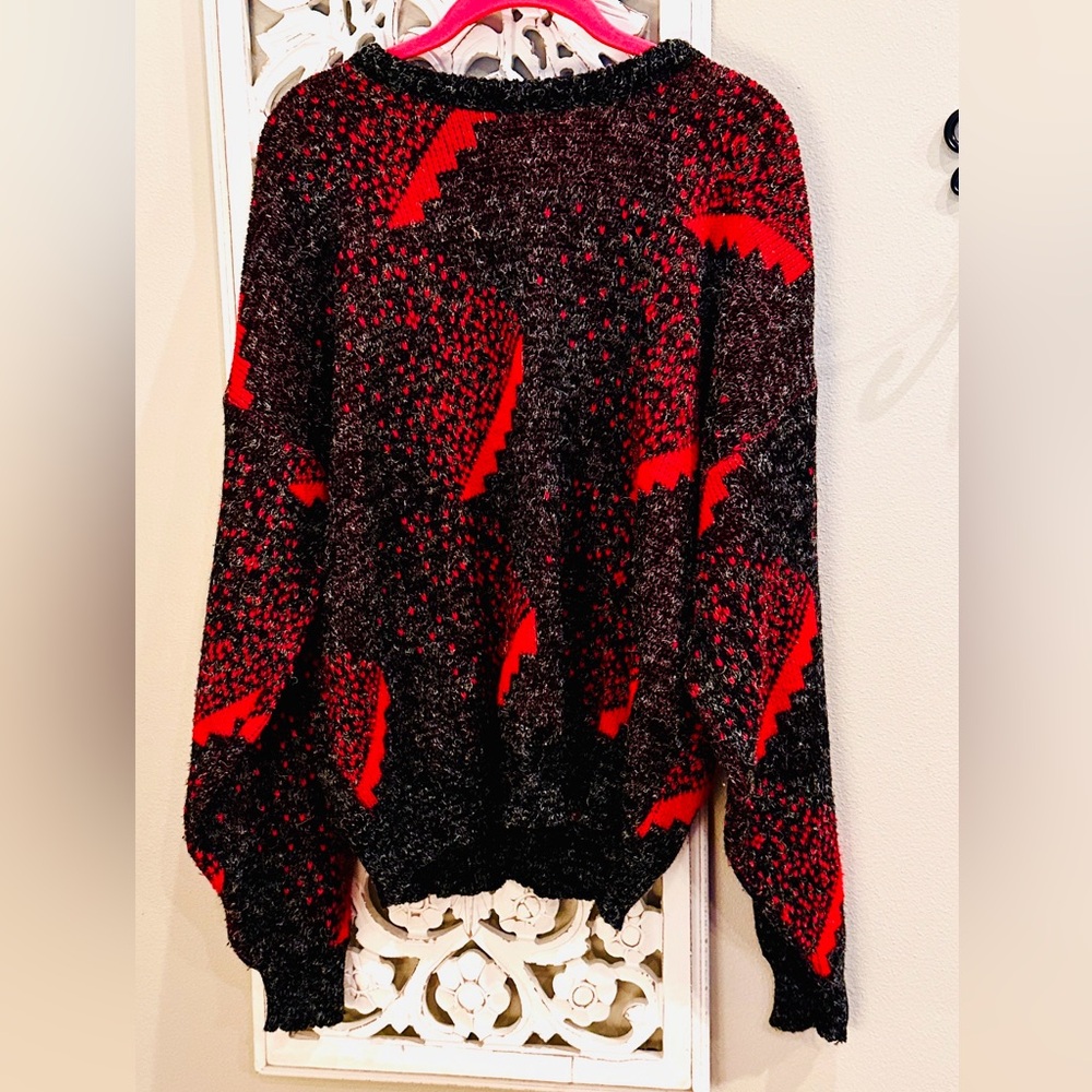 Vintage 80’S charcoal + red oversized crew knit